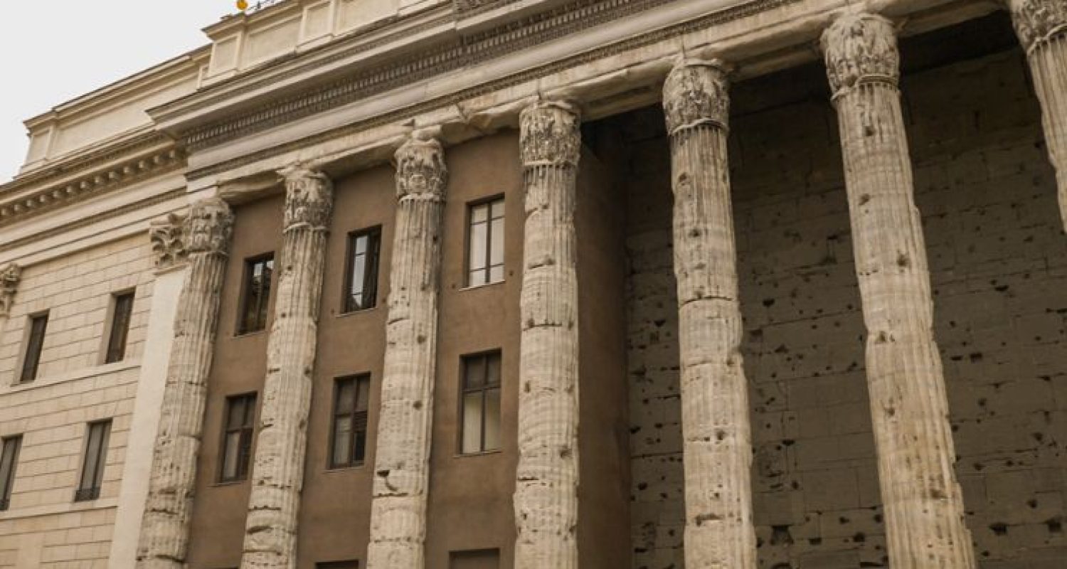 Tempio di adriano